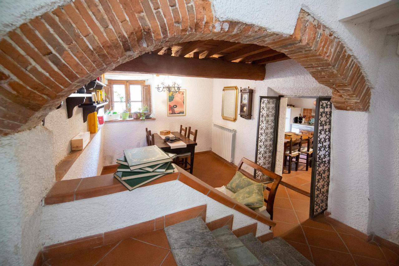 Dulcis In Borgo Bed & Breakfast Santa Lucia  Екстериор снимка